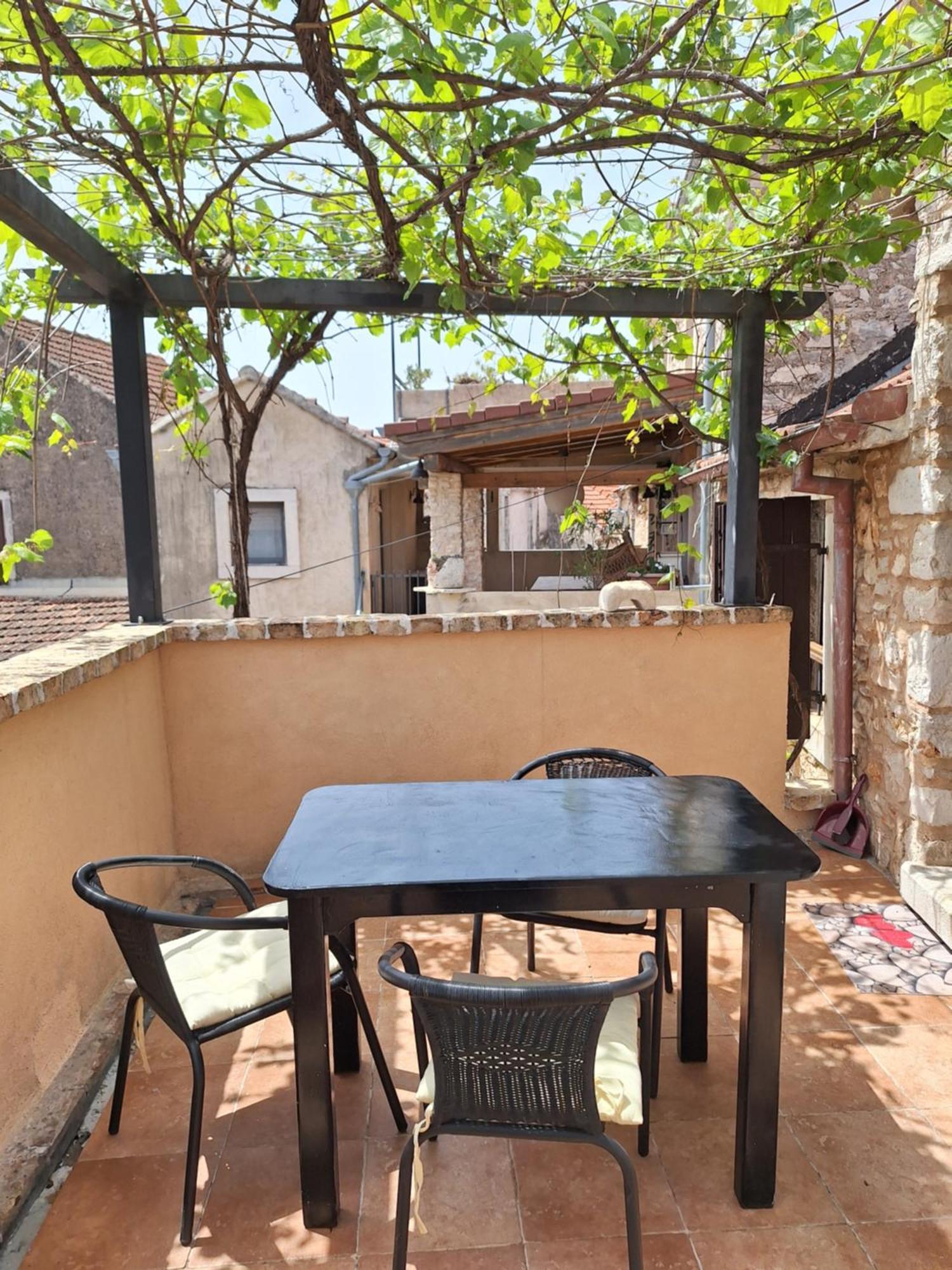 Apartment George Stari Grad  Kültér fotó